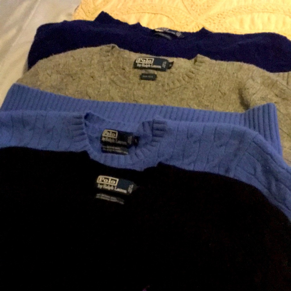 4 men’s Polo cable 3 size med 1 lge Black, navy, grey, blue. Good condition